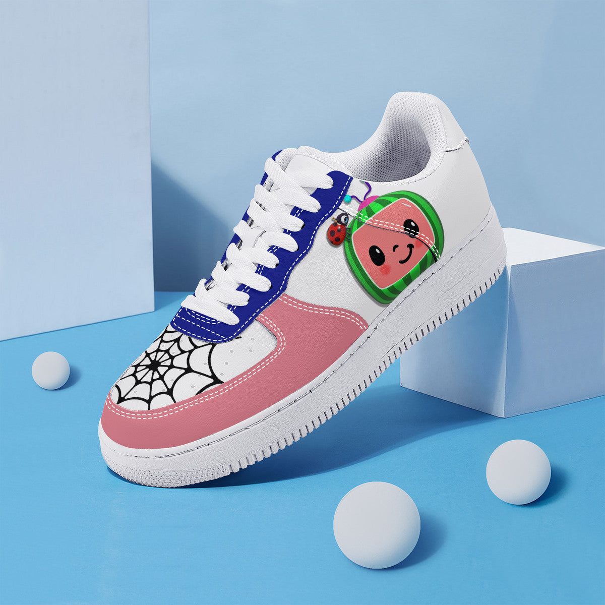 SF_F8 Low Top Unisex Sneaker